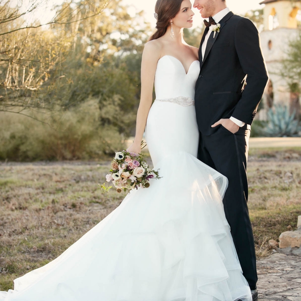 Essence of Australia wedding dress D2027 mermaid